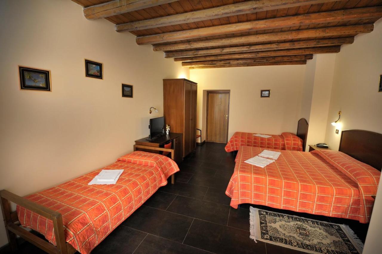 Hotel Piccolo テルミニ・イメレーゼ エクステリア 写真